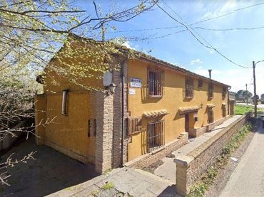 Casa en venda a cmno De la Estacion