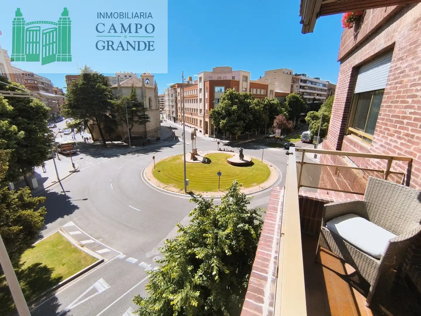 Vista exterior de Piso en venta en Palencia con Calefacción, Parquet y Terraza