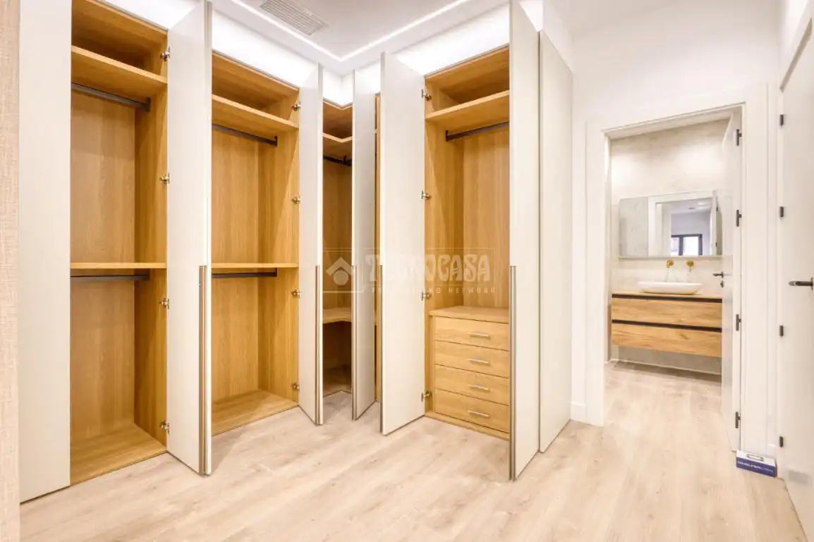 Habitación de Piso en venta en Salamanca con Aire acondicionado, Calefacción y Jardín privado
