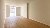 Bedroom of Flat for sale in Valladolid Capital  with Heating, Terrace and Storage room