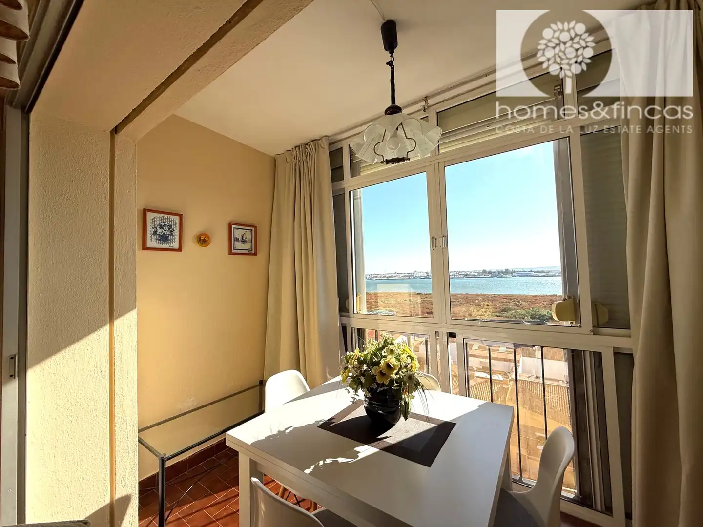 Terrassa de Apartament en venda en Ayamonte amb Moblat, Forn i Rentadora