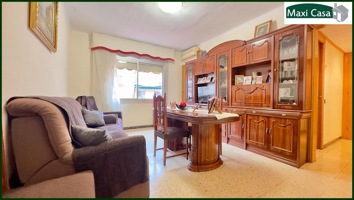 Flat for sale in Carrer de Baltasar d'Espanya, Centre