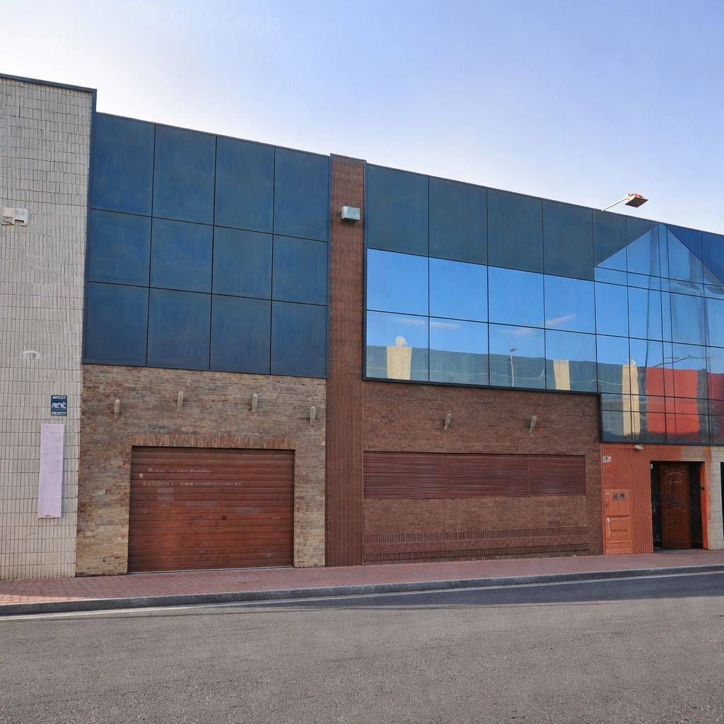 Vista exterior de Nave industrial de alquiler en Catral