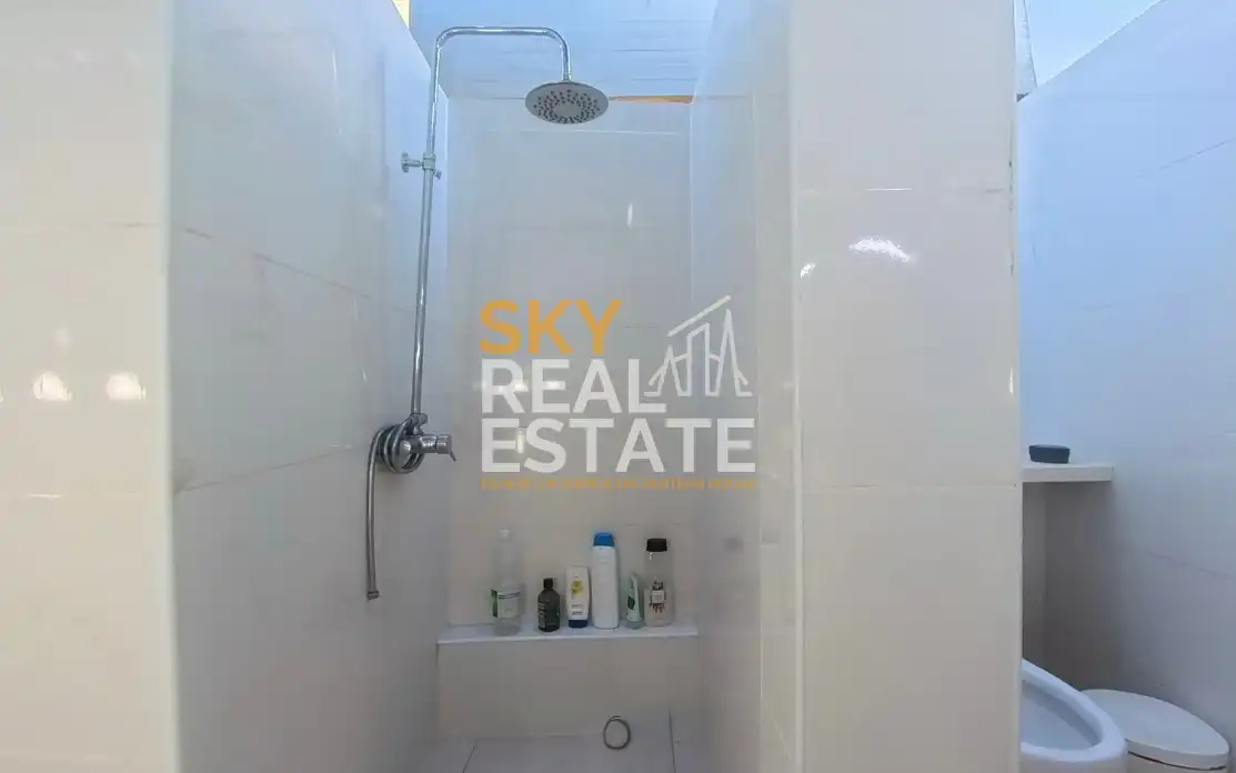 Bathroom of Residential for sale in Madrid