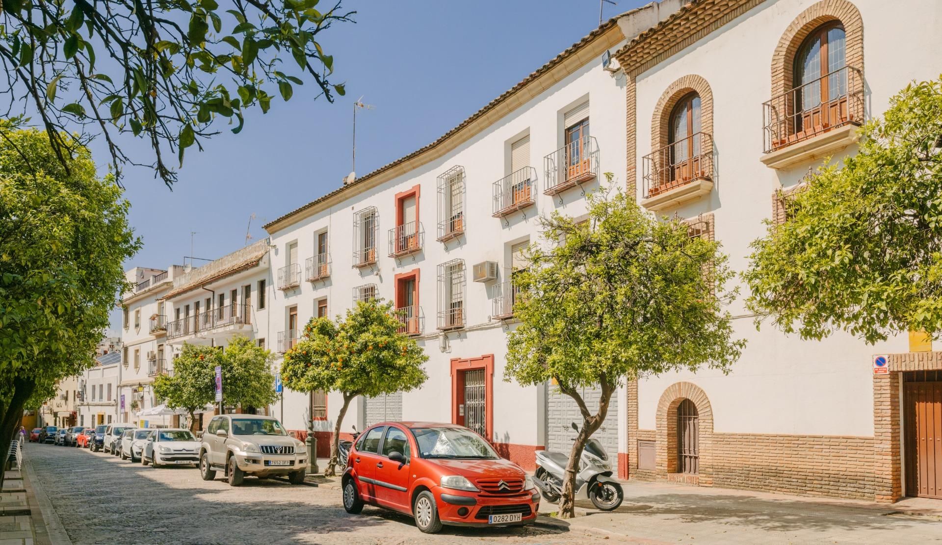 Exterior view of Building for sale in  Córdoba Capital