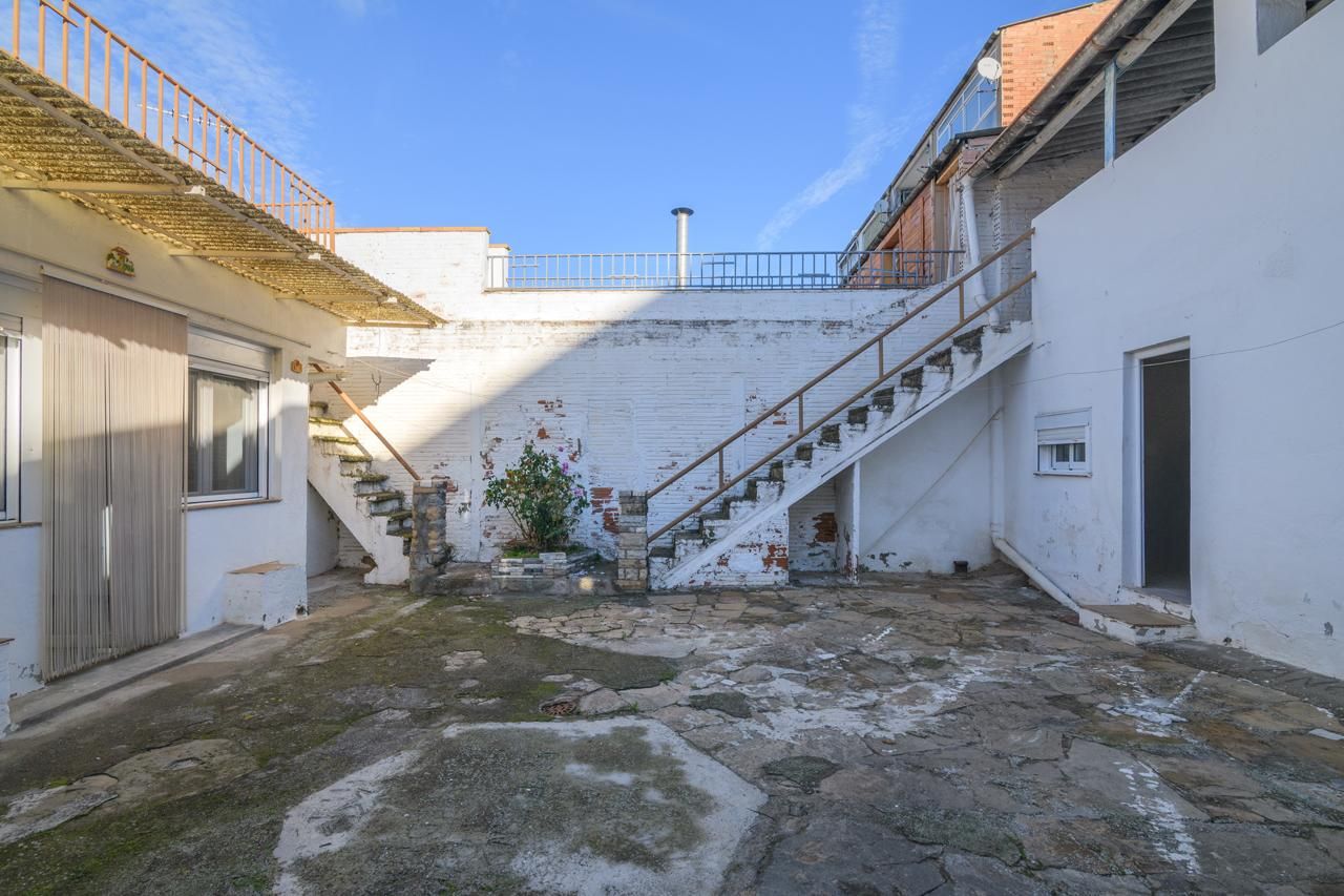 Single-family semi-detached for sale in Sant Vicenç de Castellet  with Heating