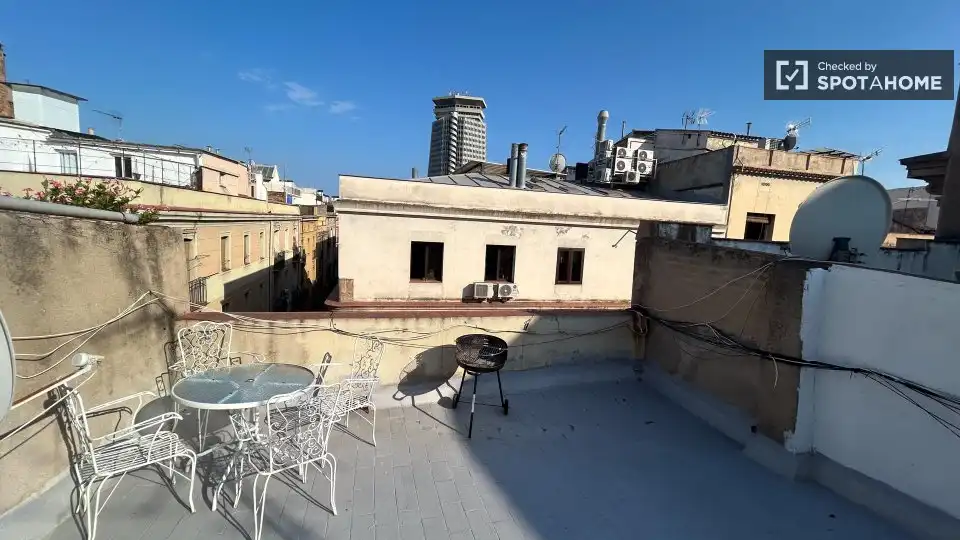 Flat for rent in El Raval