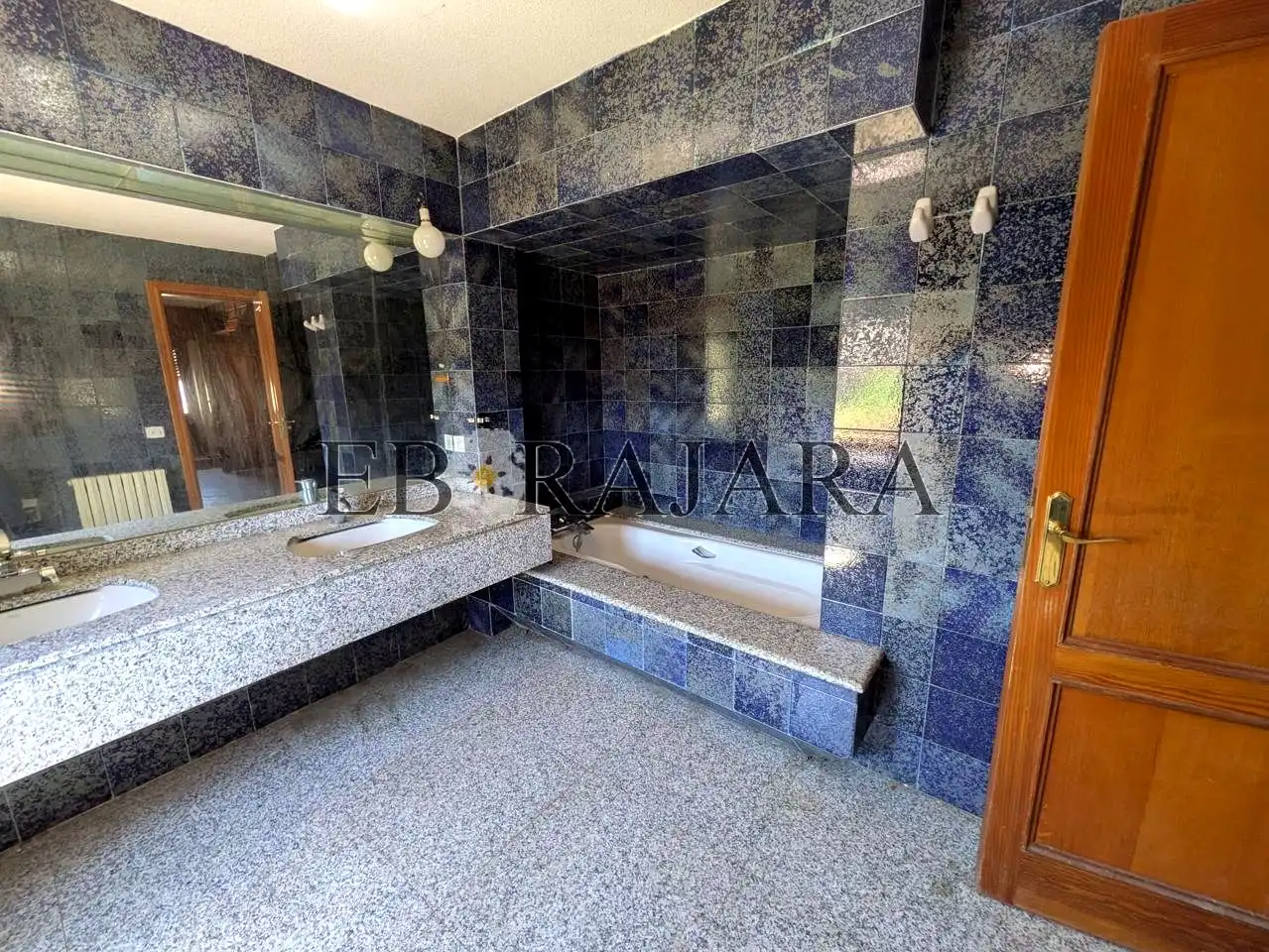 Bathroom of Houses for sale in Talavera de la Reina  with Heating, Private garden and Terrace
