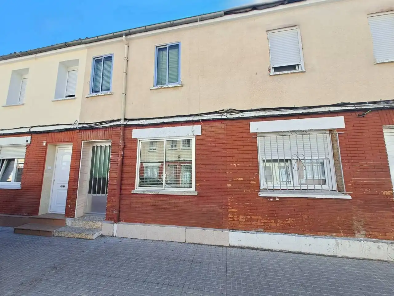 Vista exterior de Casa o chalet en venta en Burgos con Parquet