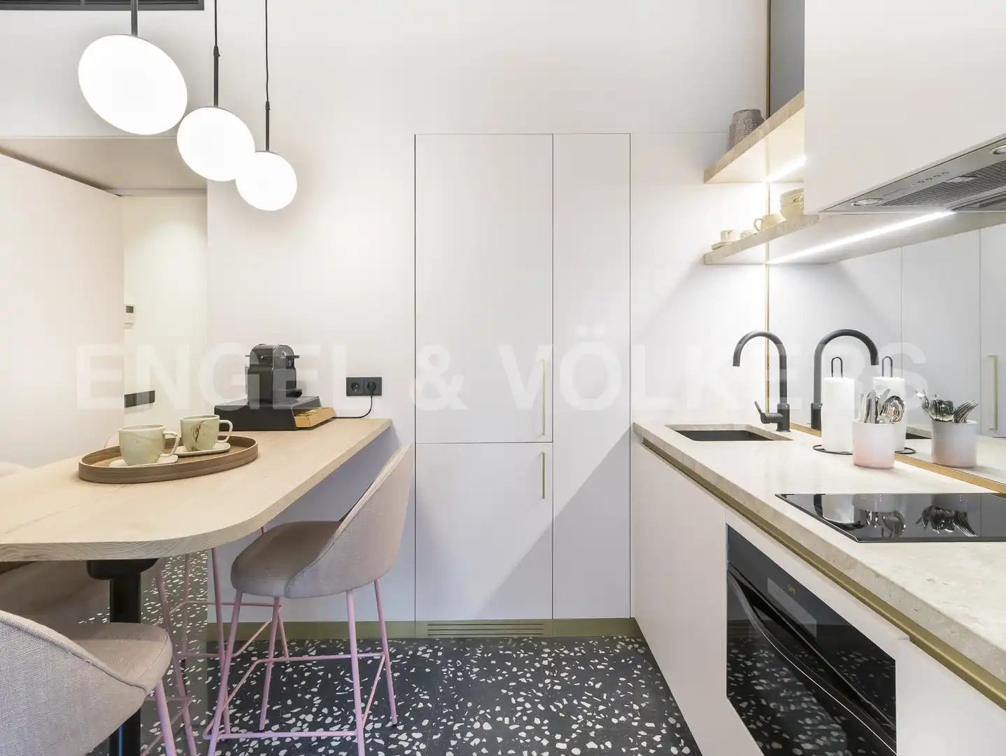 Kitchen of Flat for rent in Eixample