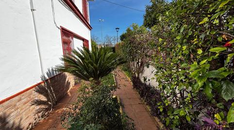 Foto 2 de Casa adosada en venta en Gelves, Sevilla