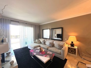 Wohnung mit Aufzug zum Verkauf in Nueva Andalucía