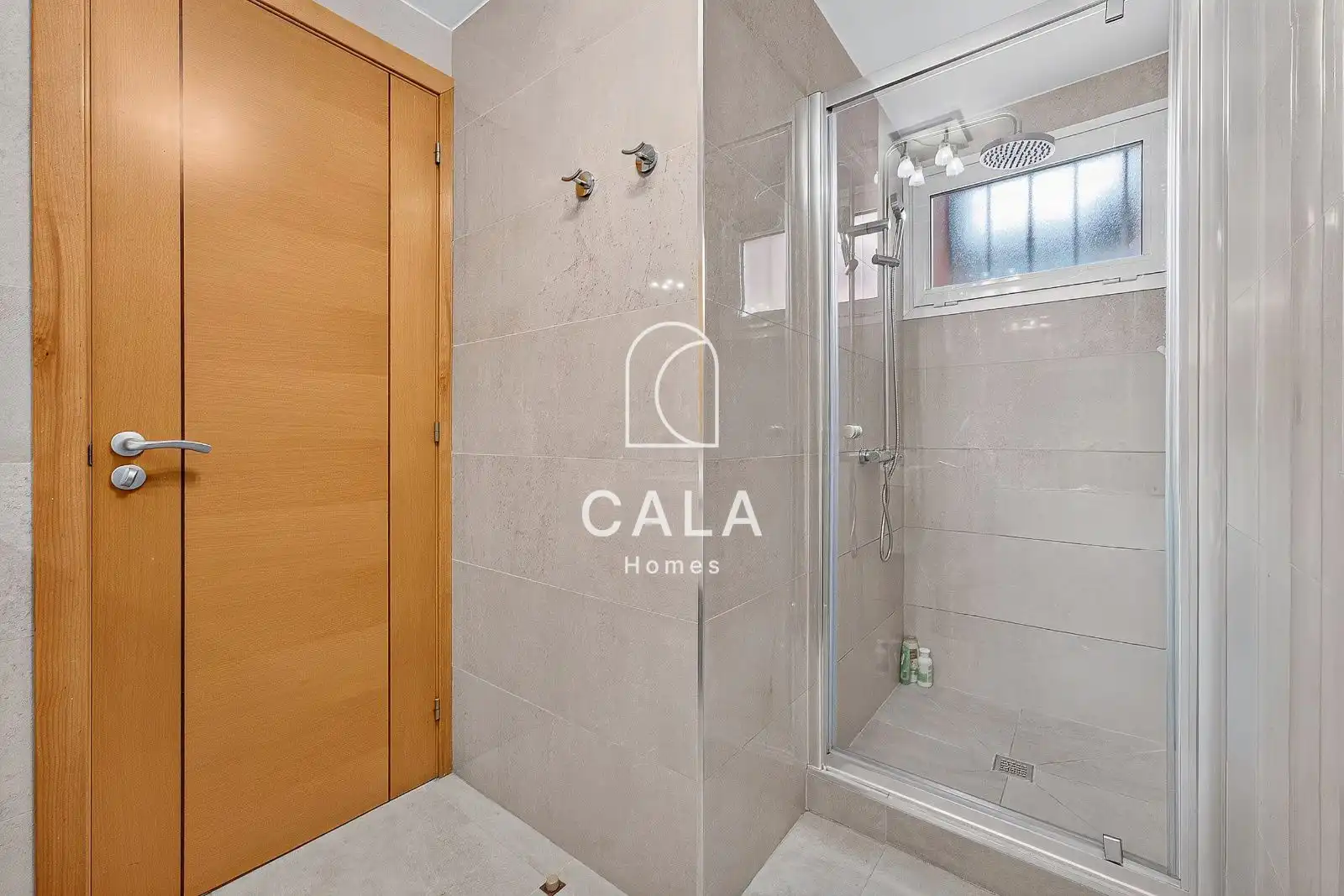 Bany de Casa o xalet en venda en Adeje amb Aire condicionat, Calefacció i Piscina