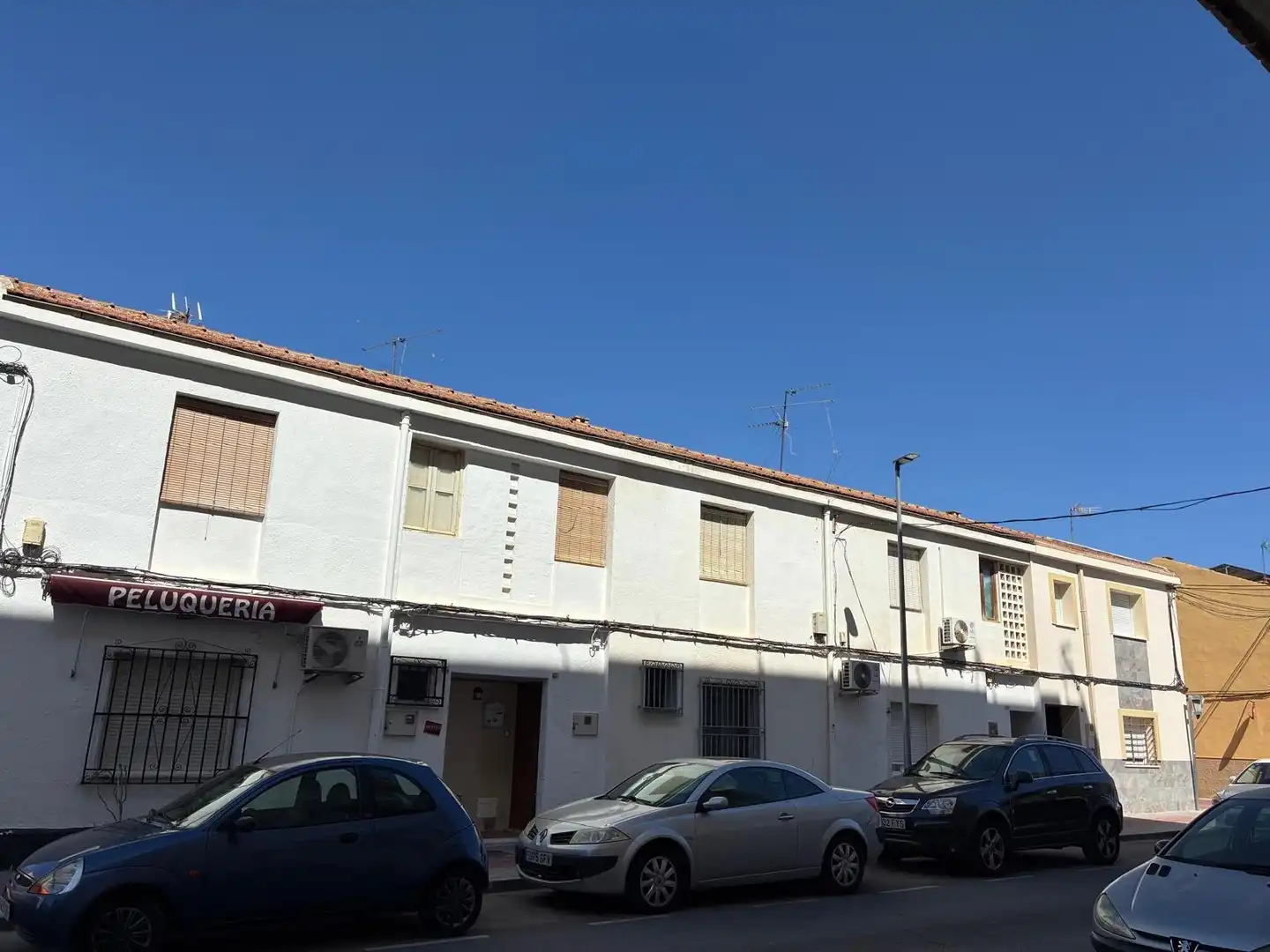 Vista exterior de Pis en venda en Catral amb Balcó