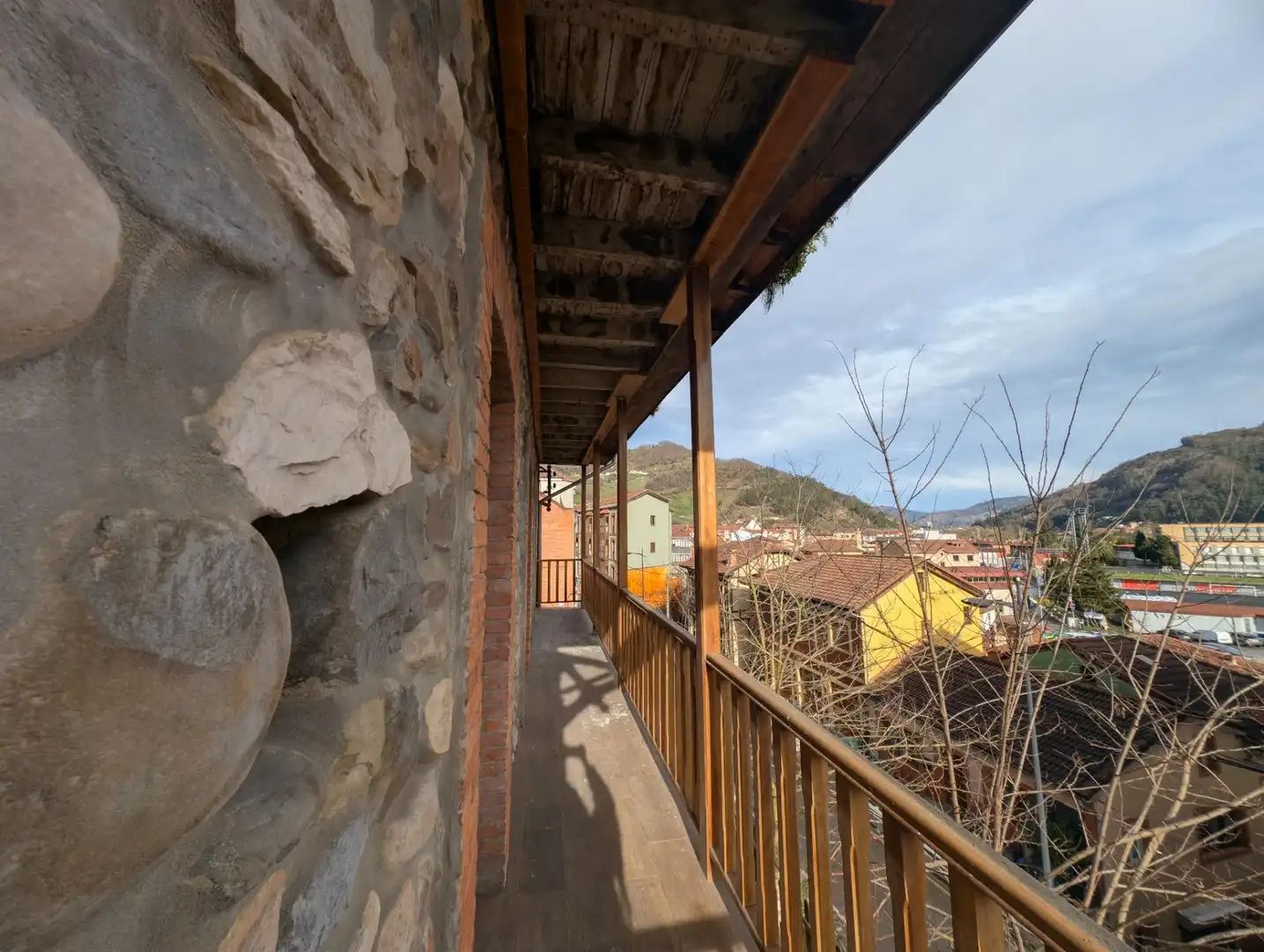 Vista exterior de Casa o chalet en venta en Mieres (Asturias) con Terraza, Trastero y Balcón