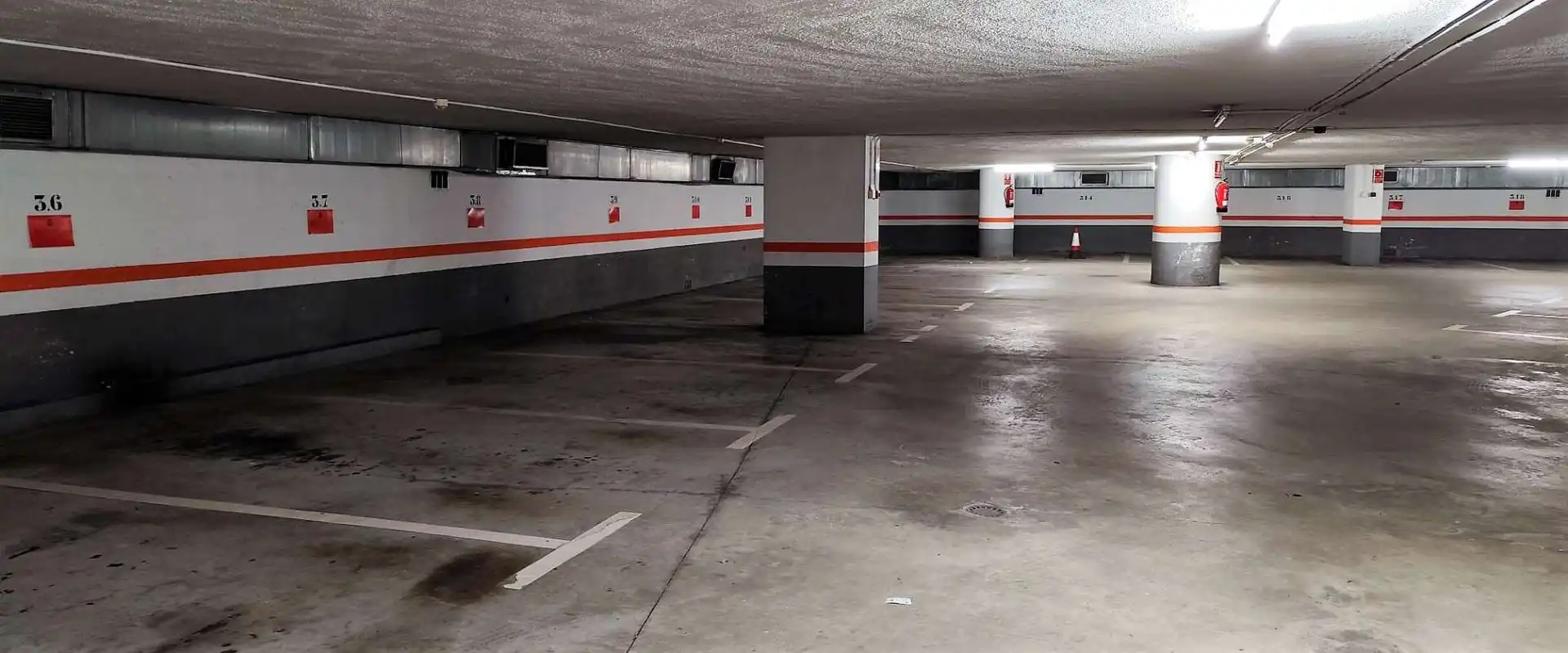 Parkplatz von Garage zur Miete in Donostia - San Sebastián 