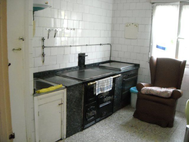 Cuina de Casa o xalet en venda en Camargo amb Jardí privat, Parquet i Moblat