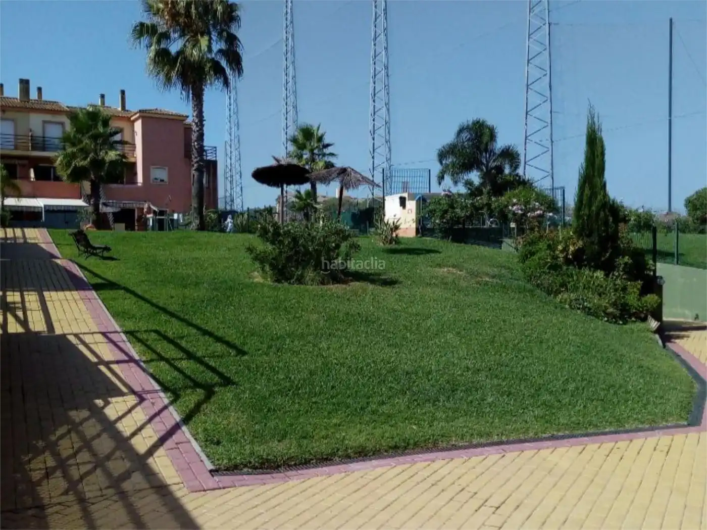 Adosado en alquiler en Avenida de las Cumbres 31