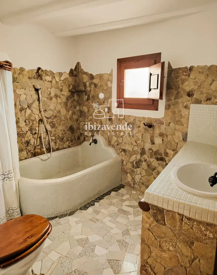 Bathroom of Houses for rent in Sant Joan de Labritja  with Air Conditioner, Terrace and Swimming Pool