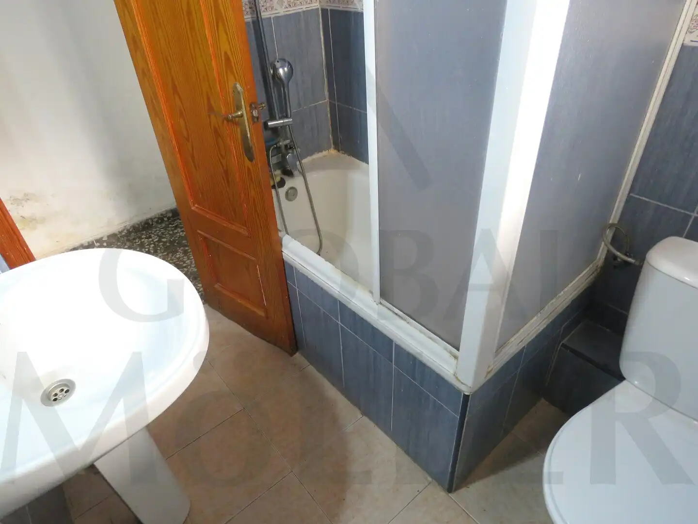Baño de Piso en venta en Cartagena con Balcón