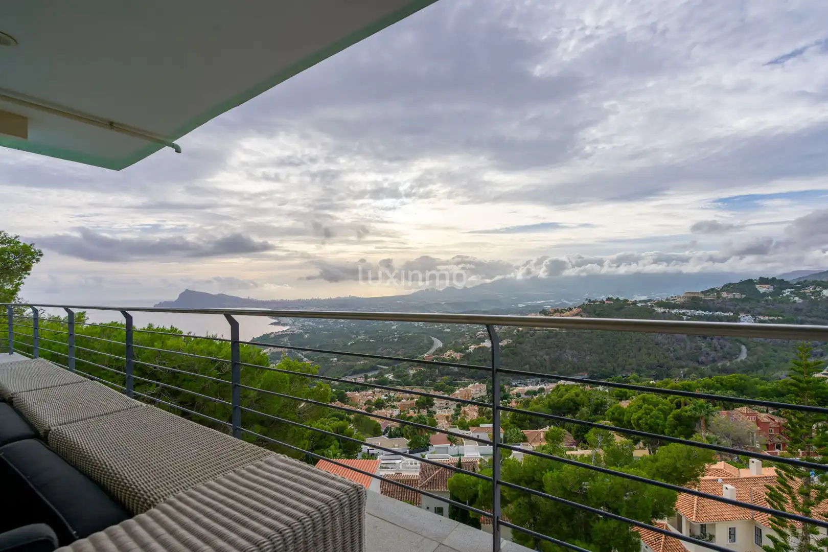 Vista exterior de Casa o chalet en venta en Altea con Aire acondicionado, Calefacción y Jardín privado