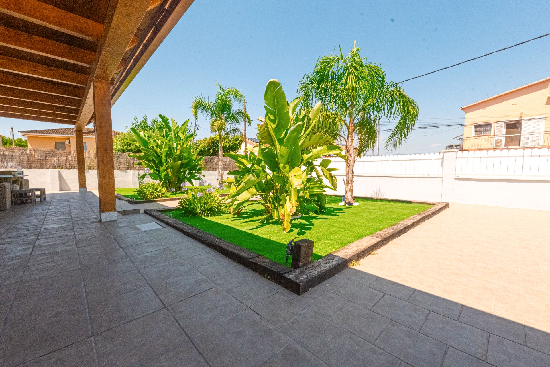 Terrace of House or chalet for sale in Santa Oliva  with Air Conditioner, Heating and Private garden
