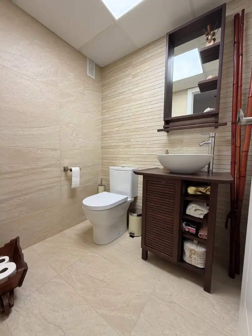 Bathroom of Flat for sale in Alginet  with Air Conditioner, Heating and Balcony