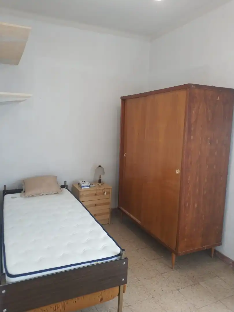 Habitación de Piso en venta en L'Hospitalet de Llobregat con Balcón