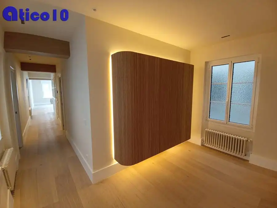 Flat for rent in Calle Asturias, Parque San Francisco - Uría