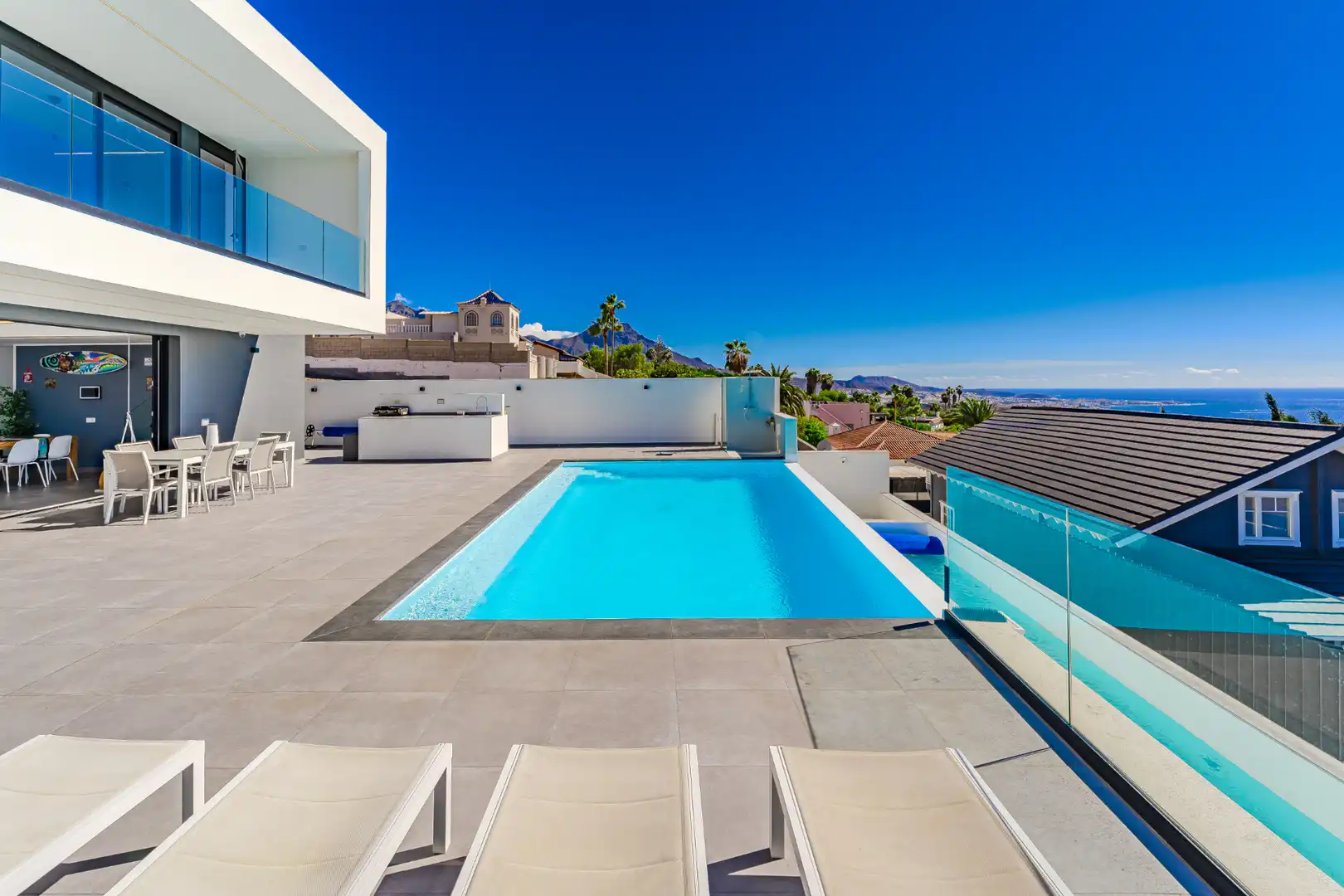 Swimming pool of Houses for sale in Adeje  with Air Conditioner, Private garden and Terrace