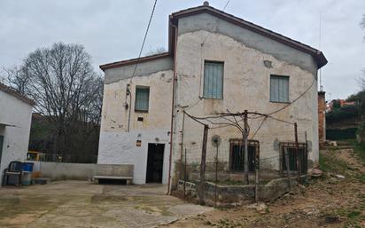 Vista exterior de Finca rústica en venda en Canovelles amb Jardí privat