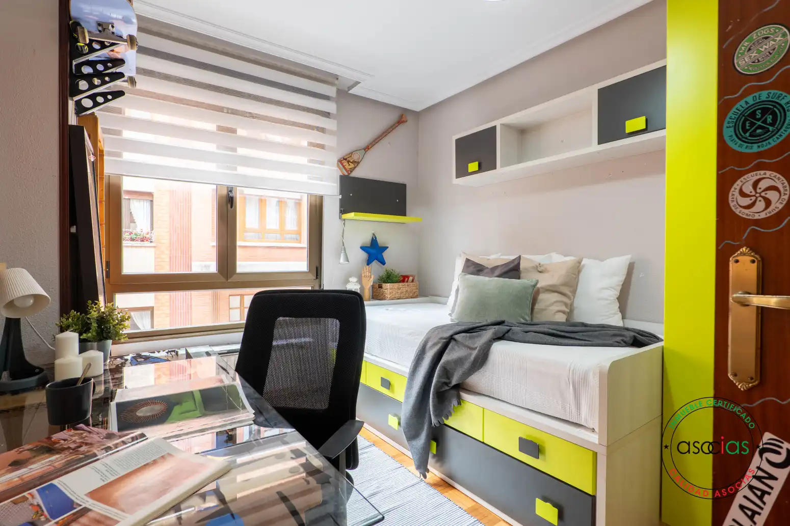 Schlafzimmer von Wohnung zum Verkauf in Gijón  mit Heizung, Parkett und Abstellraum
