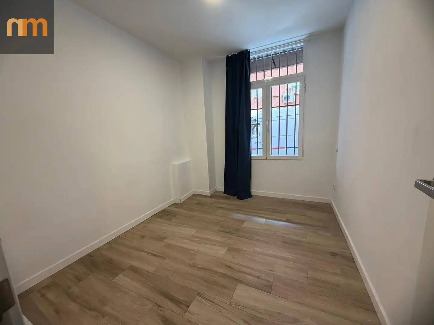 Habitación de Piso en venta en Madrid con Calefacción y Jardín privado