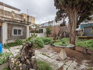 Adosado con jardín en venta en Calle Antonio Machado 8