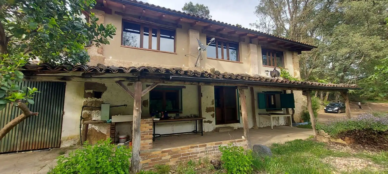 Exterior view of Houses for sale in Villanueva de la Vera