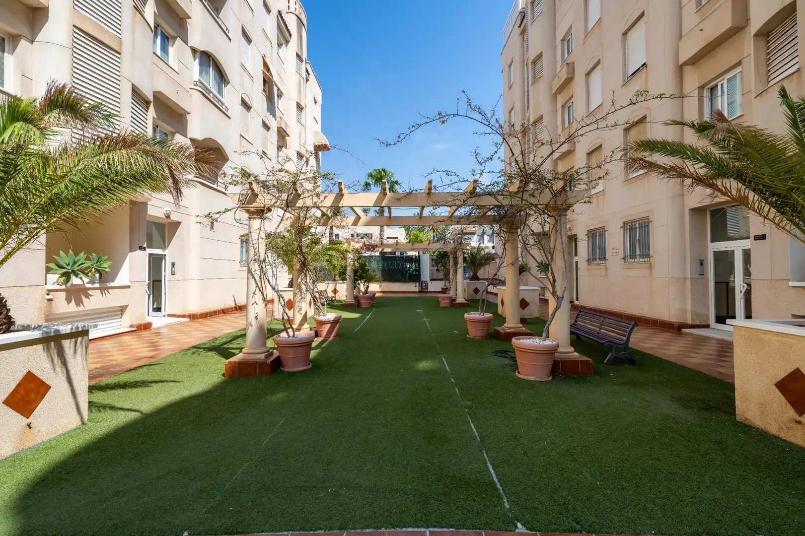 Terrassa de Pis en venda en Roquetas de Mar amb Aire condicionat, Jardí privat i Terrassa