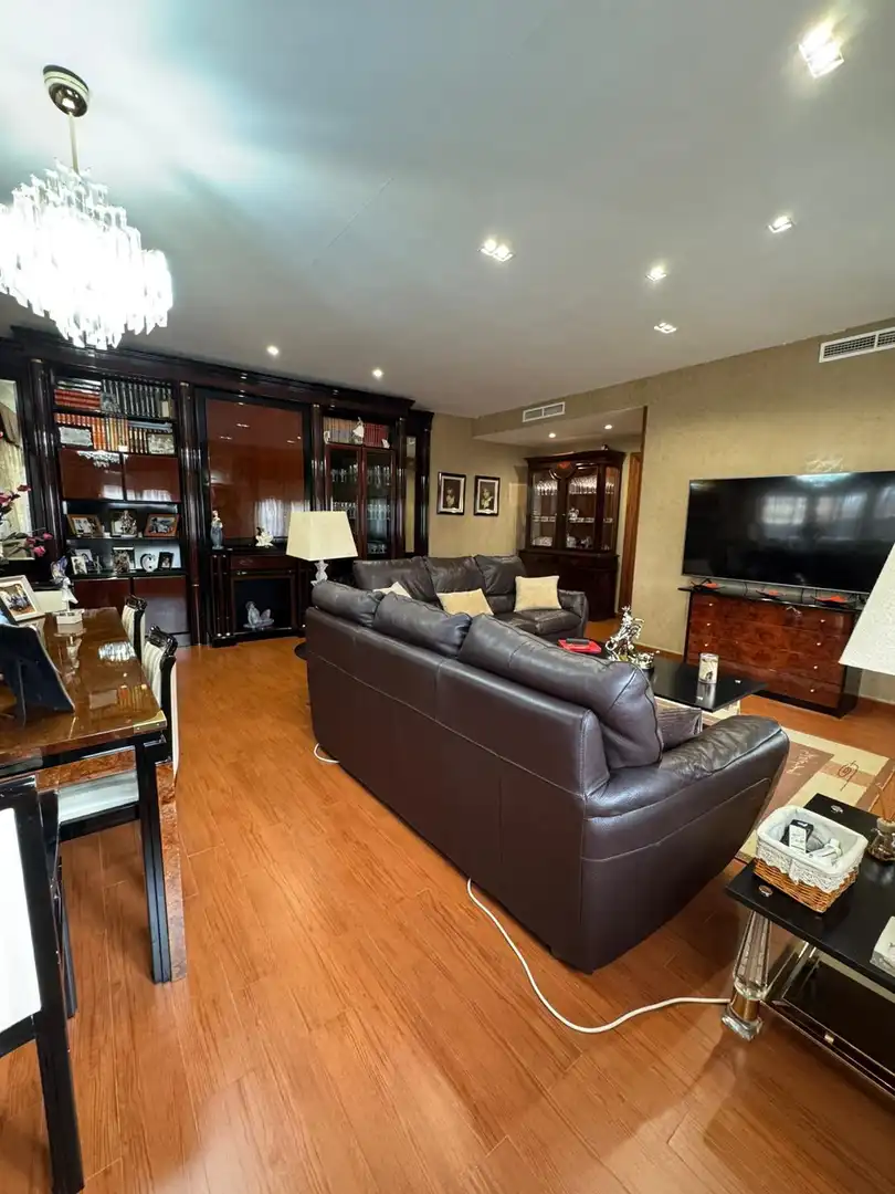 Sala de estar de Casa o chalet en venta en Navalcarnero con Aire acondicionado, Jardín privado y Terraza