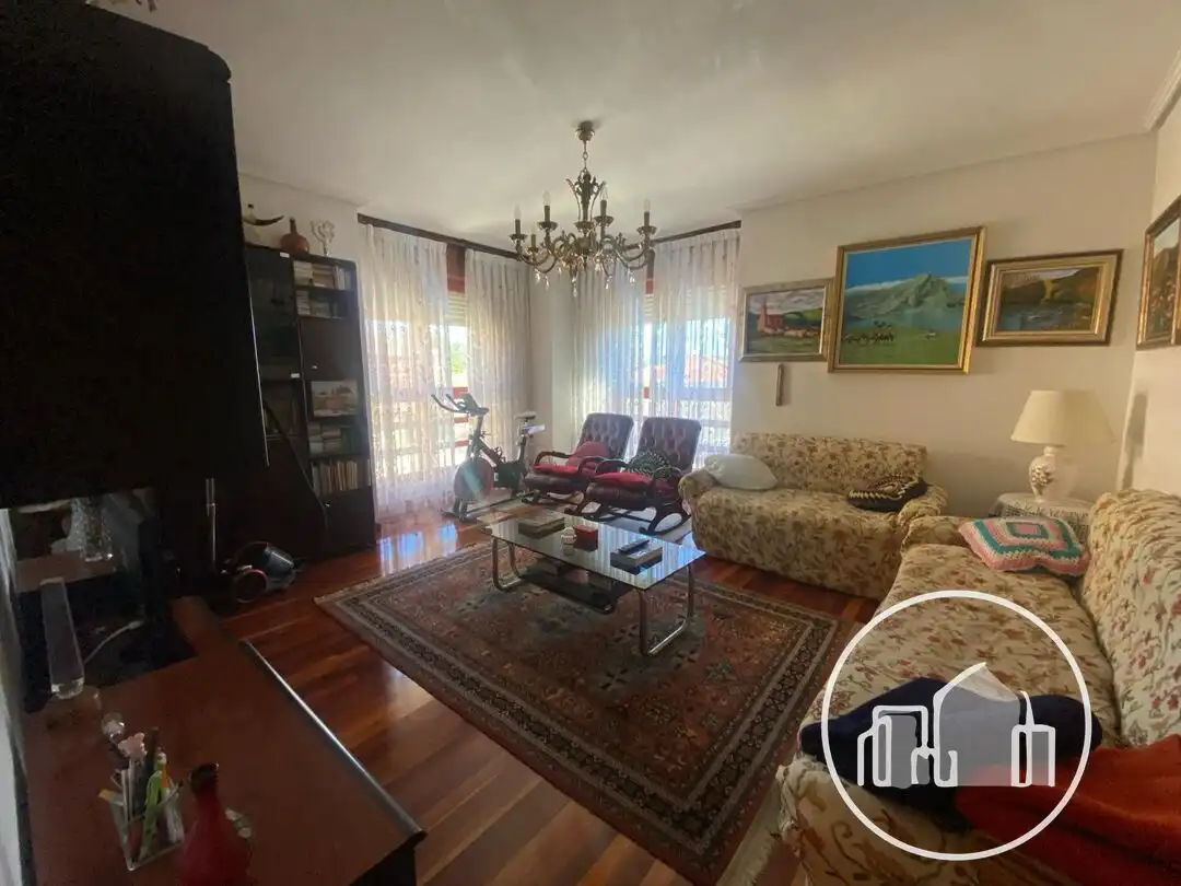 Sala de estar de Piso de alquiler en Villarcayo de Merindad de Castilla la Vieja