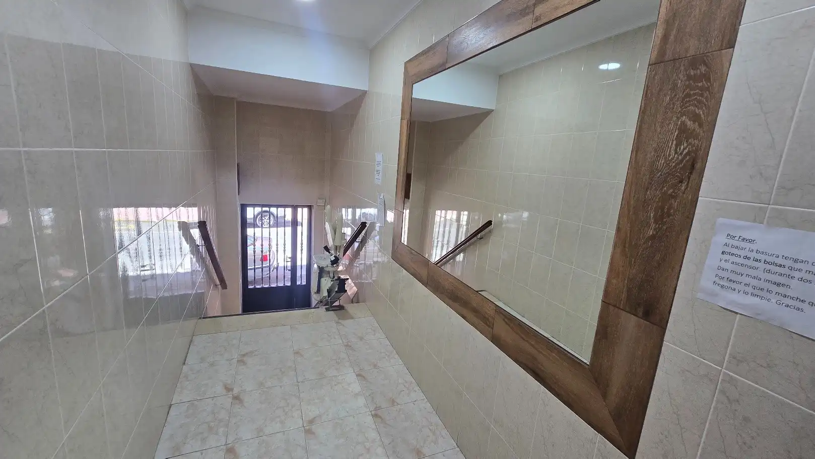 Bathroom of Flat for sale in Ávila  with Heating, Oven and Balcony