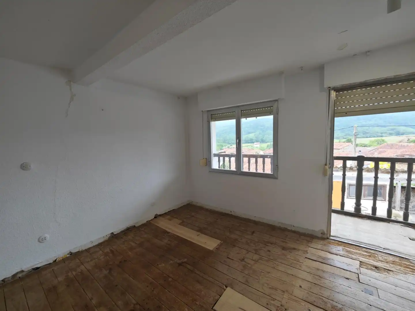Dormitori de Casa o xalet en venda en Ruente