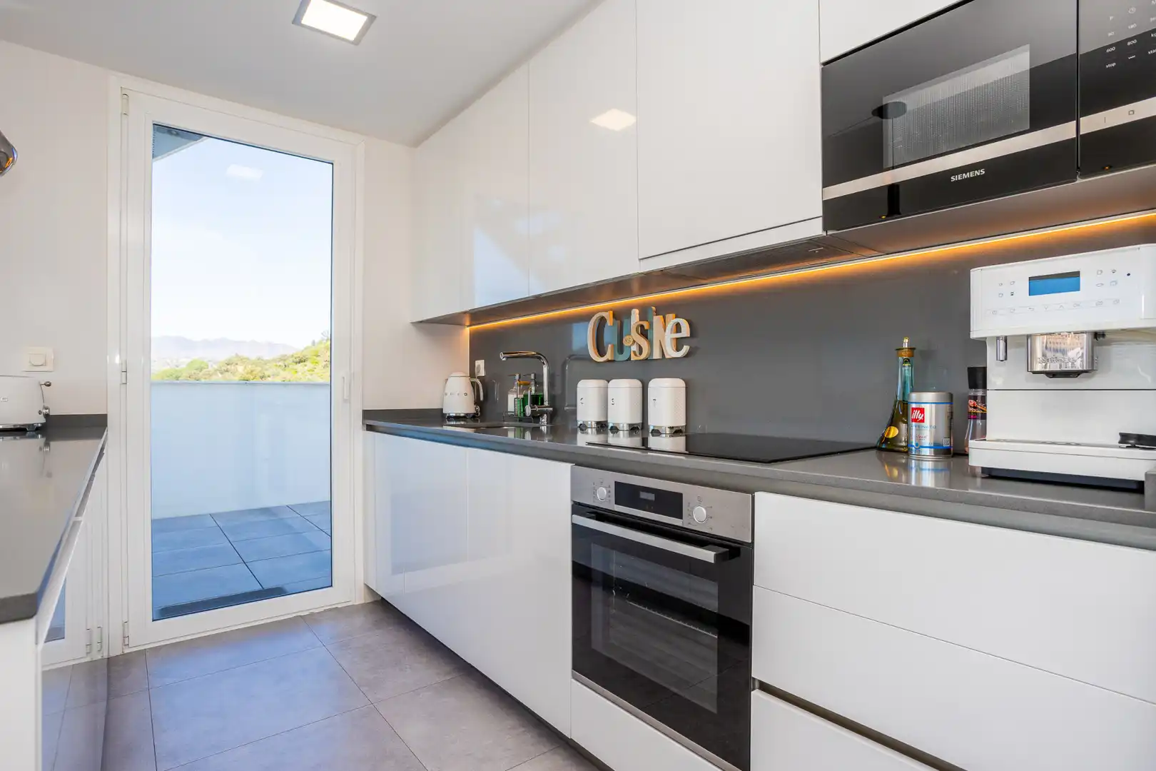 Cocina de Ático en venta en Mijas con Aire acondicionado, Terraza y Piscina
