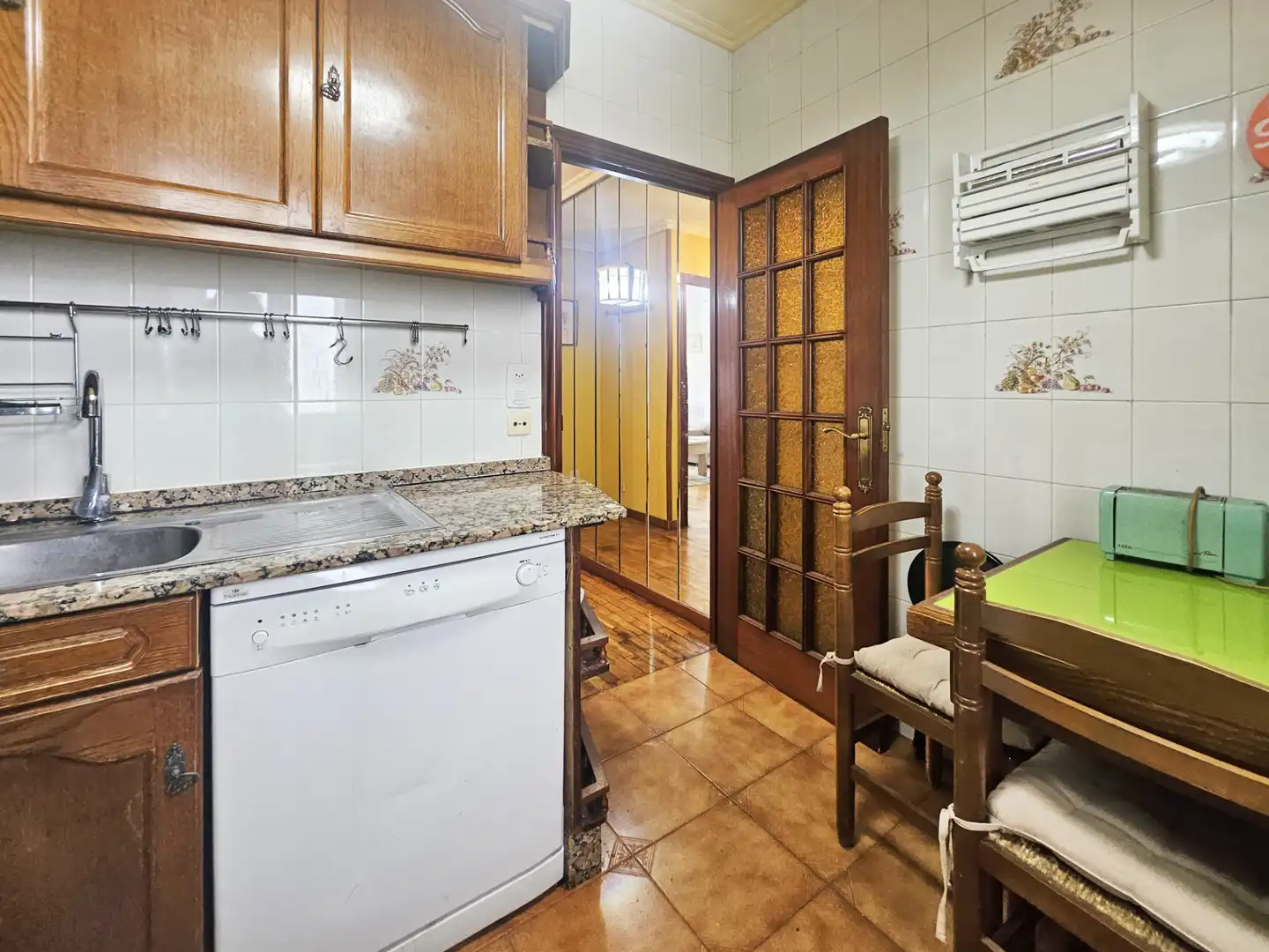 Kitchen of Flat for rent in A Coruña Capital   with Heating, Furnished and Oven