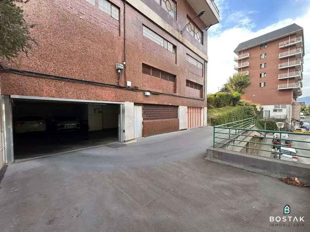 Parking for sale in Ugarteburu Jose Maria Kalea