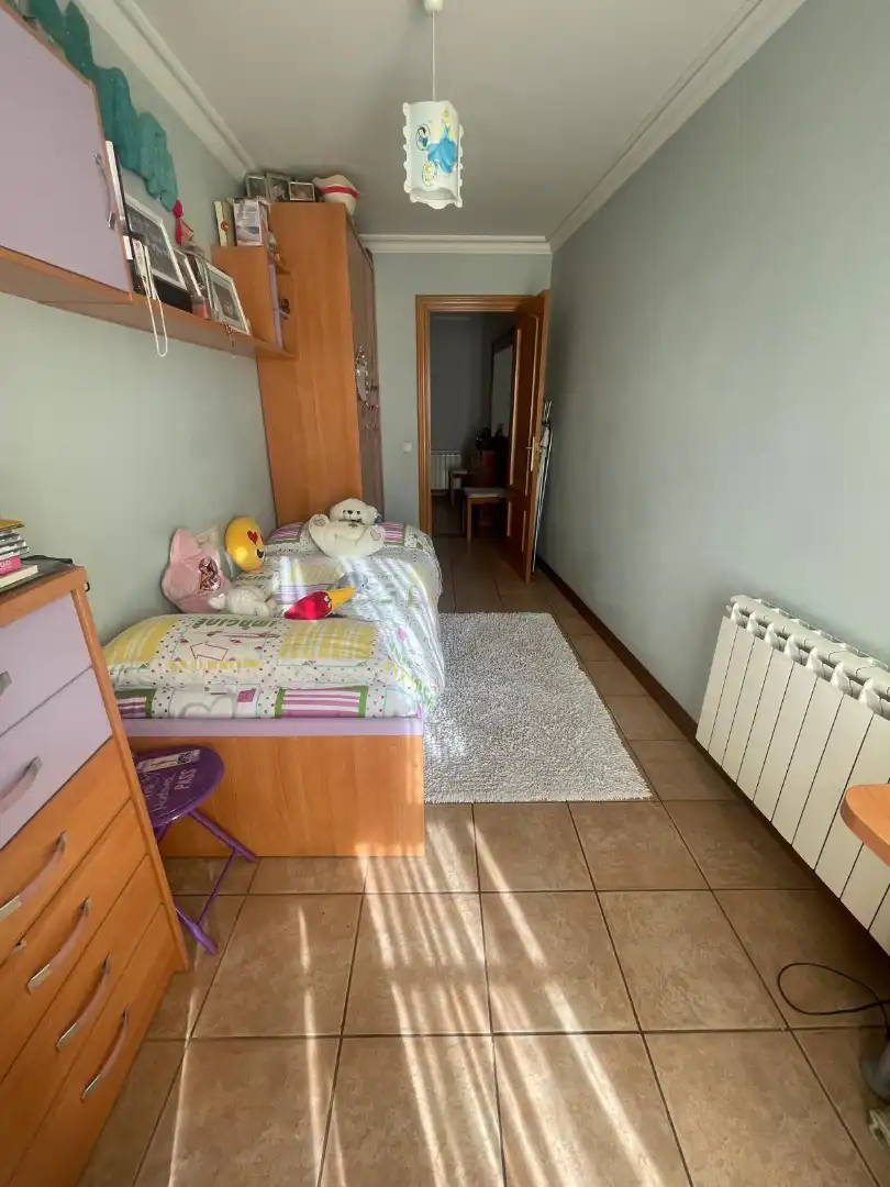 Habitación de Casa adosada en venta en Calahorra