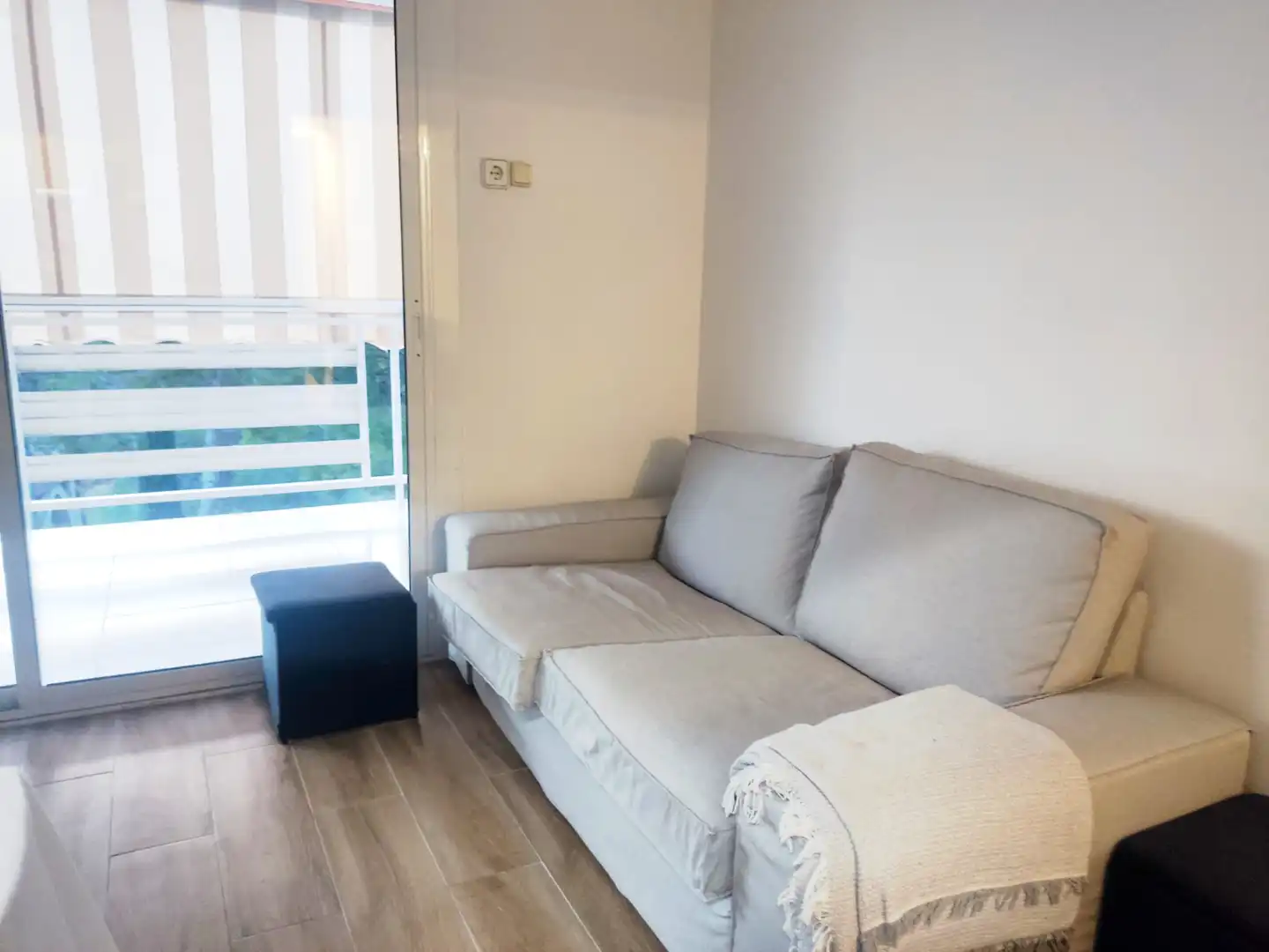Living room of Flat for sale in Salou  with Air Conditioner, Terrace and Furnished
