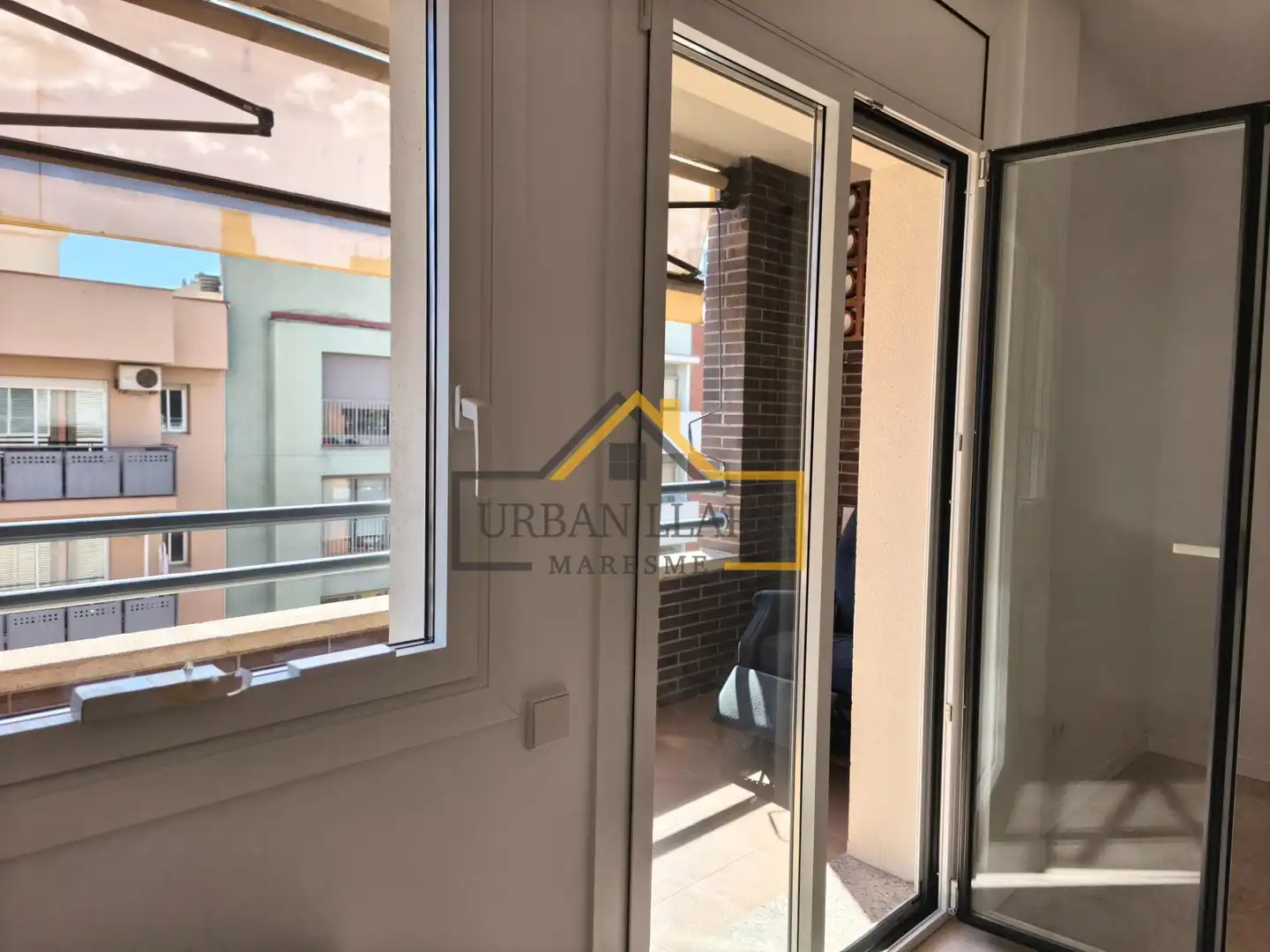 Piso con terraza en venta en Horta - Guinardó, imagen 3
