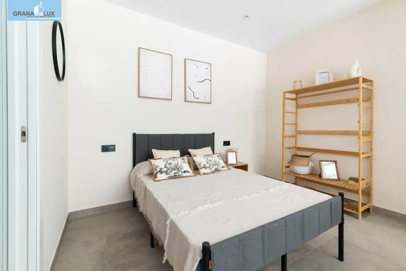 Bedroom of Study for sale in Granada  with Air Conditioner, Heating and Furnished
