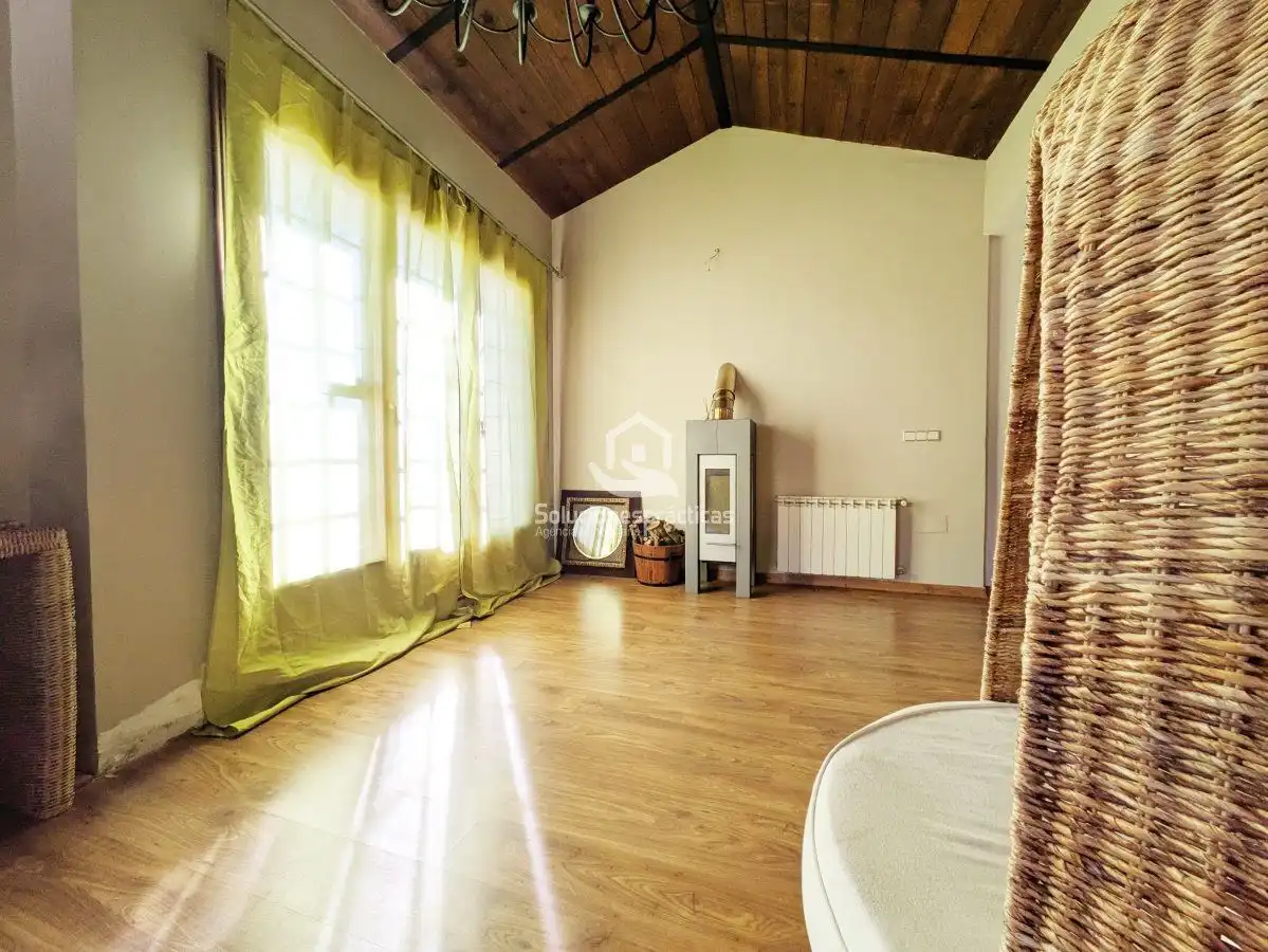 Sala d'estar de Casa o xalet en venda en Jaén amb Aire condicionat, Calefacció i Terrassa