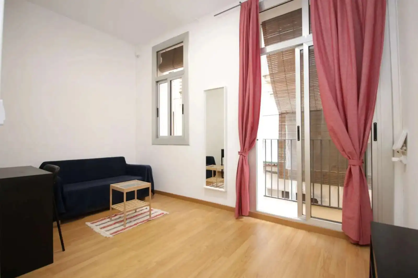 Schlafzimmer von Wohnung zur untervermieten in Ciutat Vella