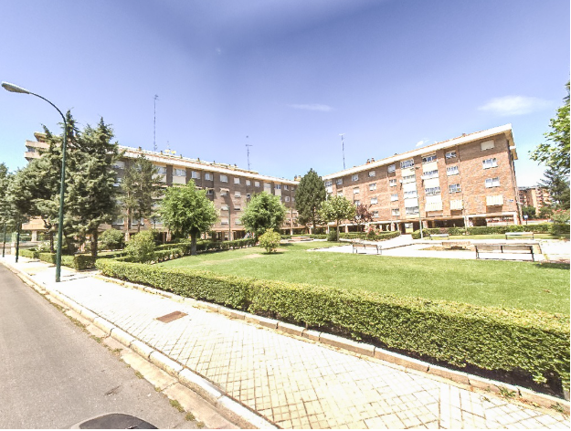 Vista exterior de Pis en venda en Valladolid Capital